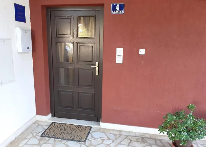 App Milka Apartament *